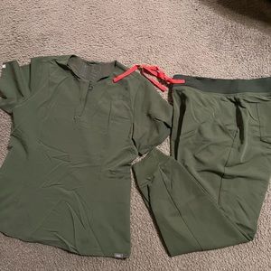 Figs Scrubs Olive Size M